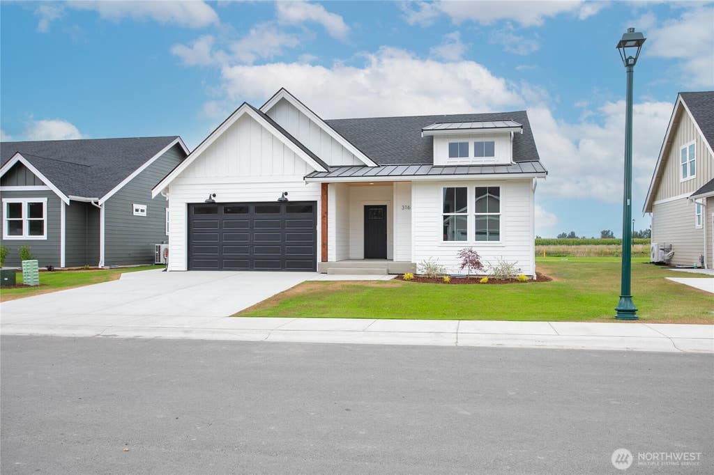 Photo of 316 W 3rd Street, Everson, WA 98247 (MLS # 2563694)
