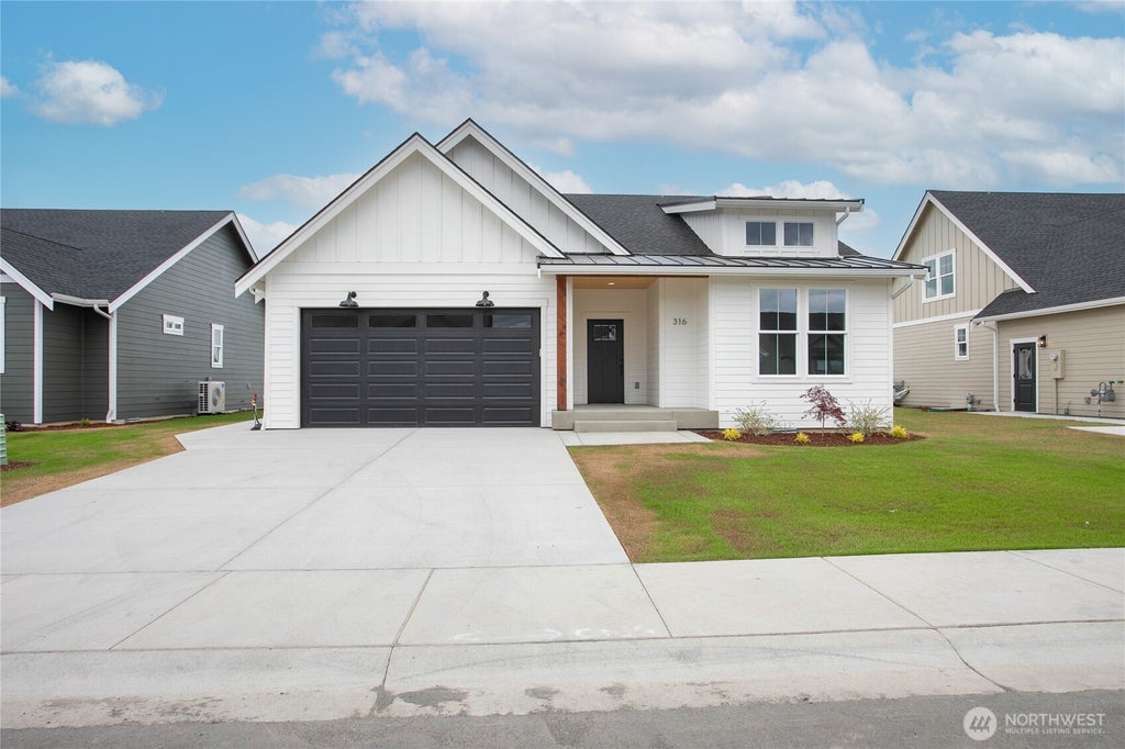 Photo of 316 W 3rd Street, Everson, WA 98247 (MLS # 2563694)