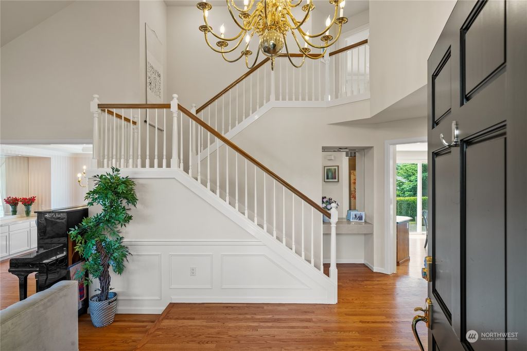 Photo of 6071 155th Avenue SE, Bellevue, WA 98006 (MLS # 2038602)