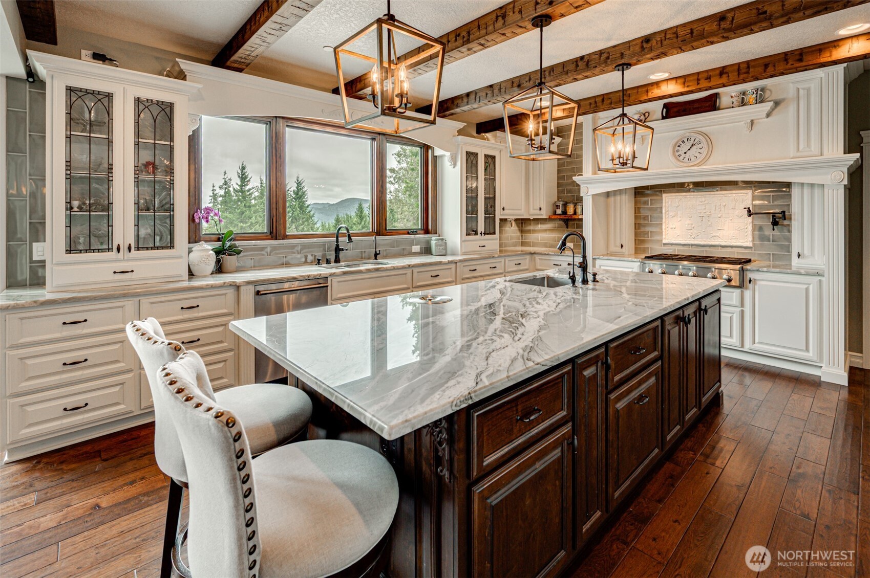 421 Woodland Heights Road