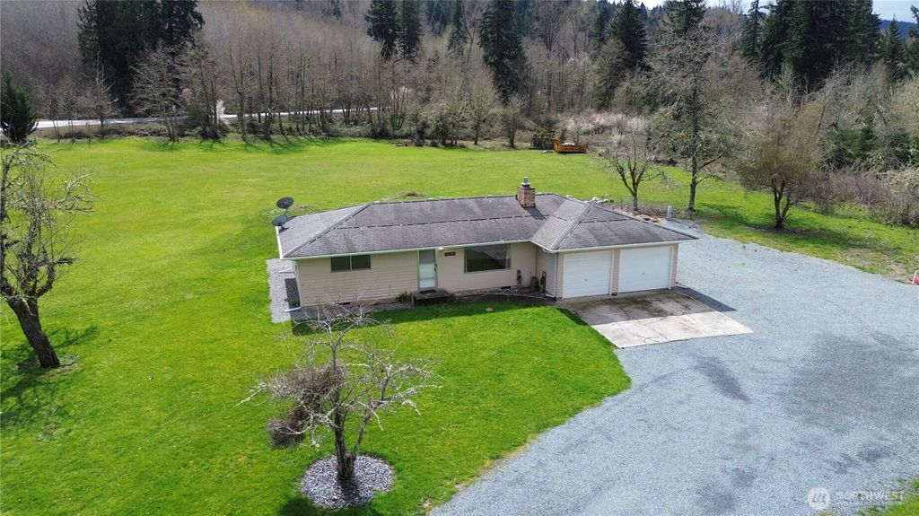 Photo of 43420 Alder Cutoff Road E, Eatonville, WA 98328 (MLS # 2500637)
