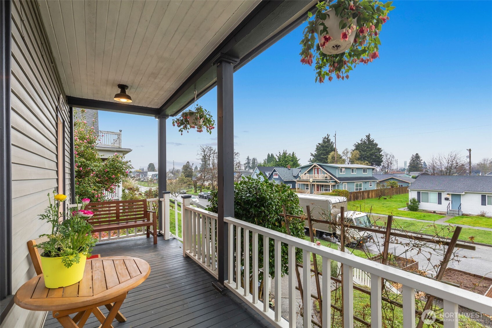 2128 S Ainsworth Avenue