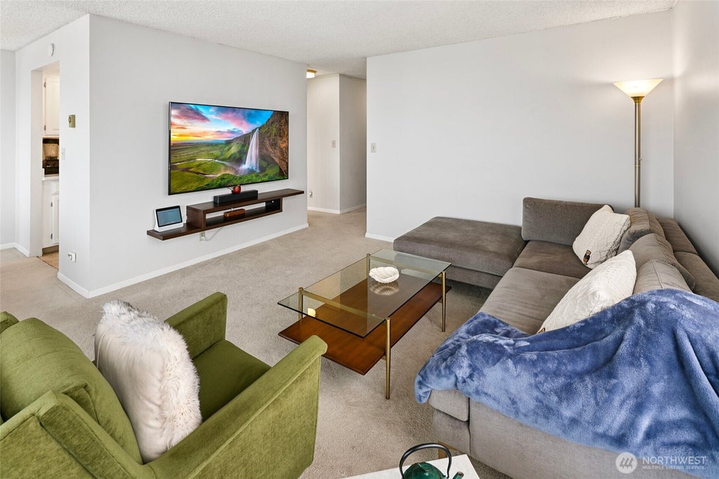 Photo of 2201 3rd Avenue #1404, Seattle, WA 98121 (MLS # 2583738)