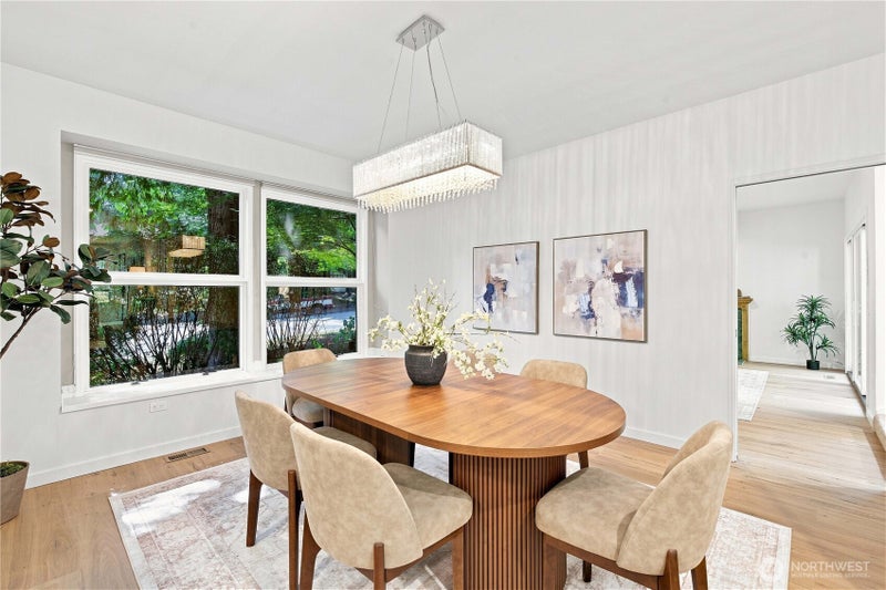 22214 NE 28th Place