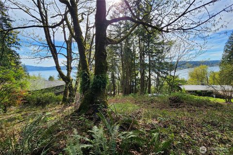 Photo of 0 E Lake Sammamish Parkway NE, Sammamish, WA 98074 (MLS # 2522692)