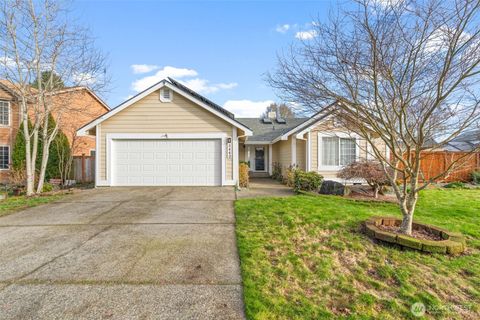Photo of 5440 Park Place Loop SE, Lacey, WA 98503 (MLS # 2465792)