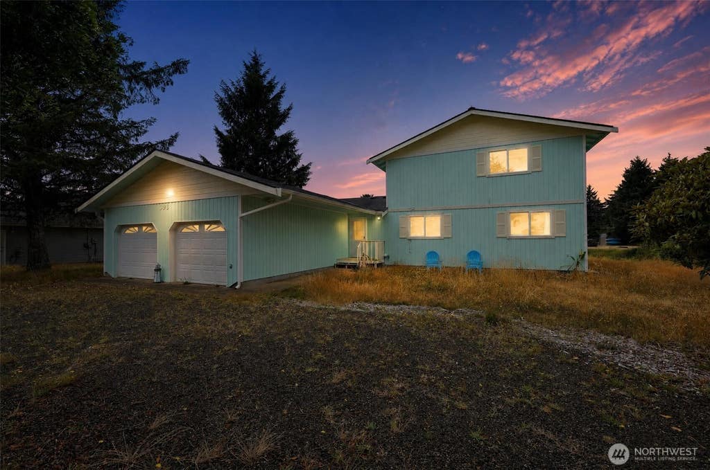 Photo of 393 Canal Drive SE, Ocean Shores, WA 98569 (MLS # 2568756)