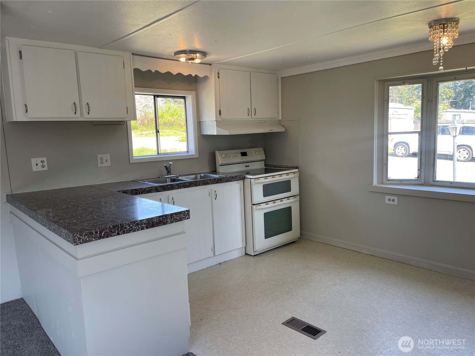611 Cedar Avenue 51