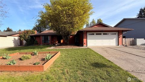 Photo of 6507 NW Lupin Street, Vancouver, WA 98663 (MLS # 2484467)
