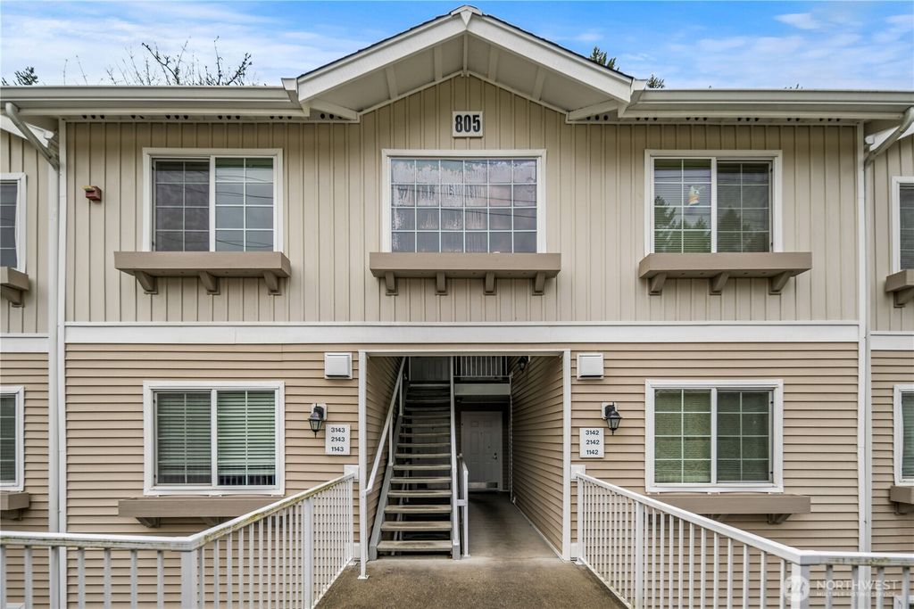 Photo of 805 Harrington Place SE #2143, Renton, WA 98058 (MLS # 2484655)