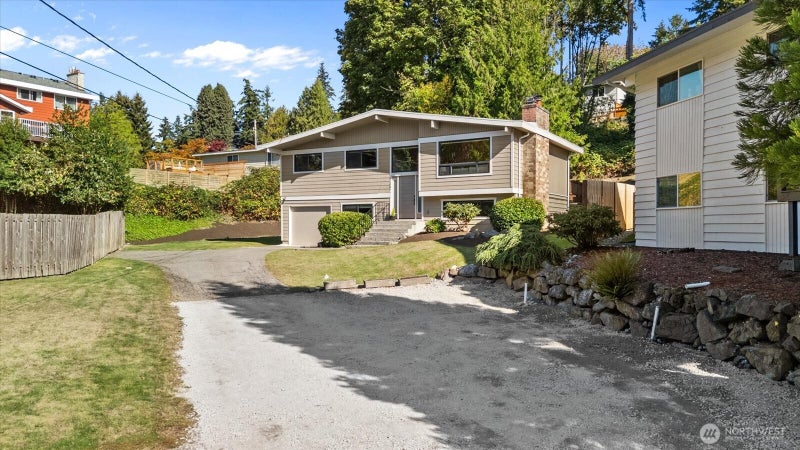 22007 100th Avenue W