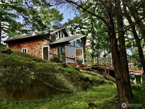 Photo of 177 Vista Place, Stuart Island, WA 98250 (MLS # 2422467)