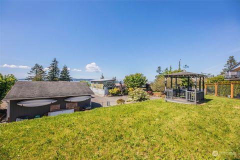 A home in Camano Island