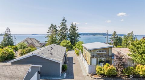 A home in Camano Island