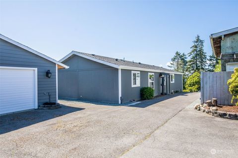 A home in Camano Island