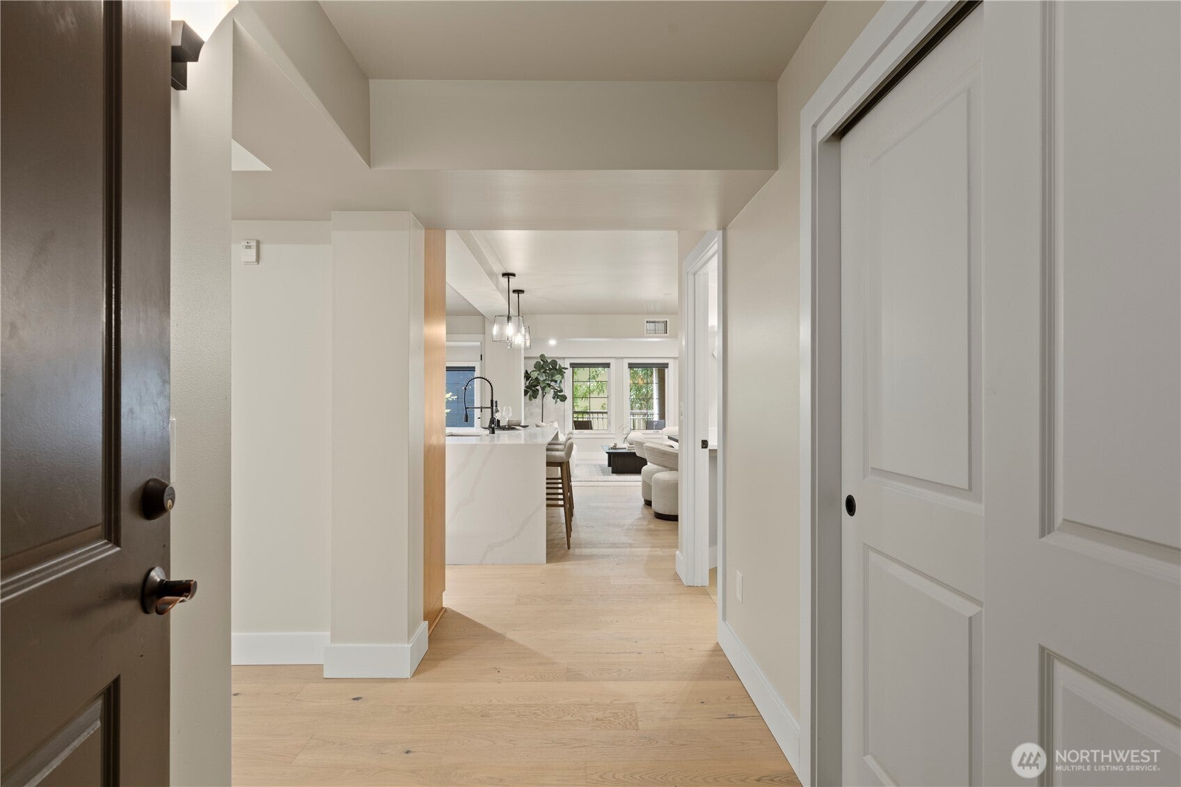 745 Bellevue Avenue E 206