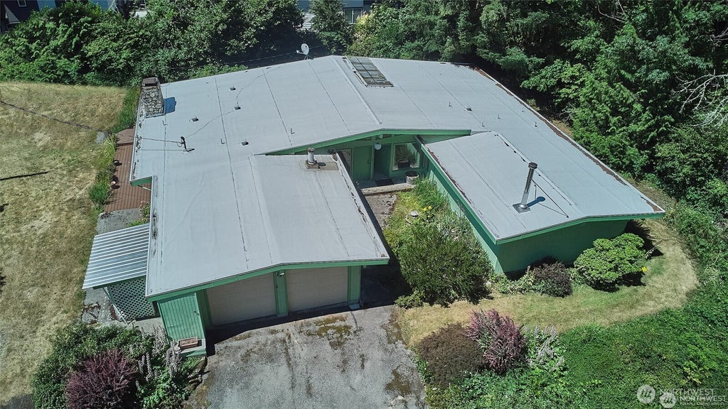 Photo of 8209 144th Place SE, Newcastle, WA 98059 (MLS # 2562139)