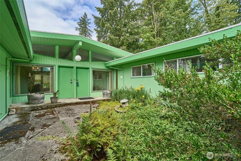 Photo of 8209 144th Place SE, Newcastle, WA 98059 (MLS # 2562139)