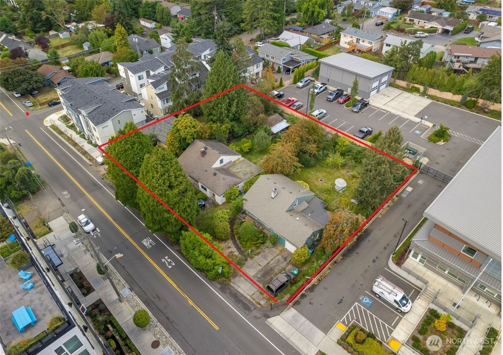 Photo of 1222 NE 180th Street, Shoreline, WA 98155 (MLS # 2435540)