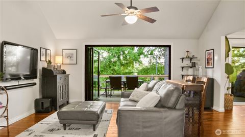 Photo of 4017 239th Place SE, Sammamish, WA 98029 (MLS # 2502005)