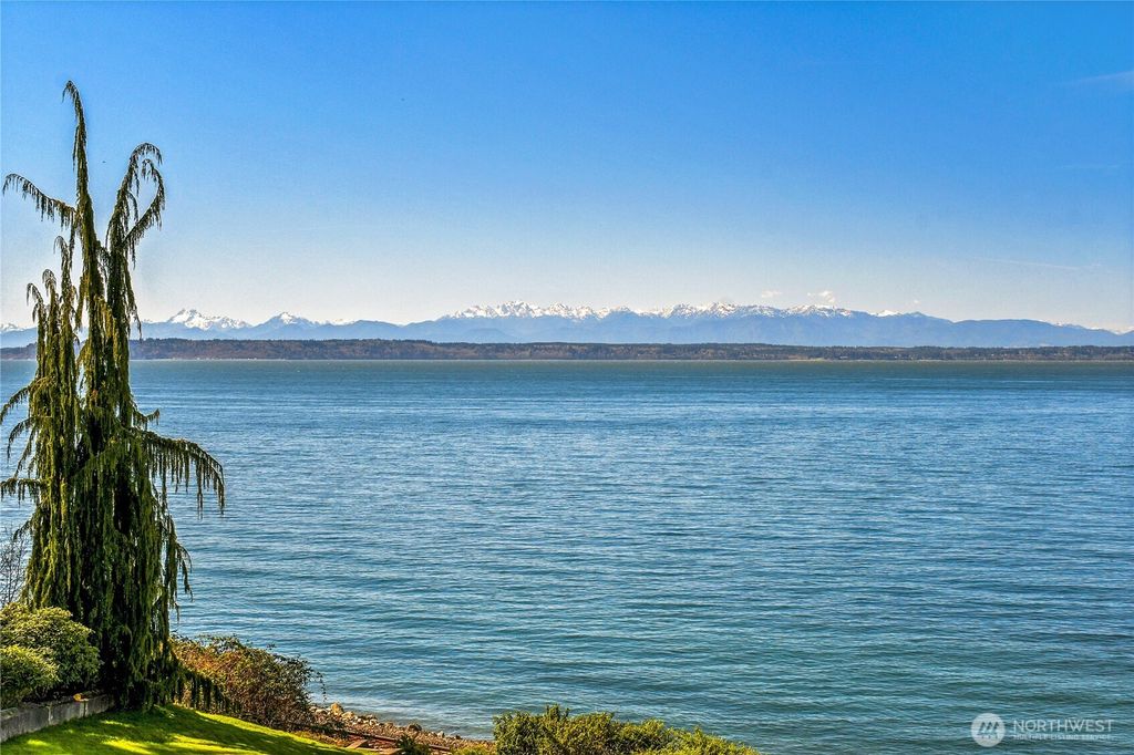 Photo of 16404 75th Place W, Edmonds, WA 98026 (MLS # 2529481)