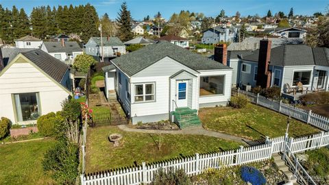 Photo of 1137 Jacobsen Boulevard, Bremerton, WA 98310 (MLS # 2498385)