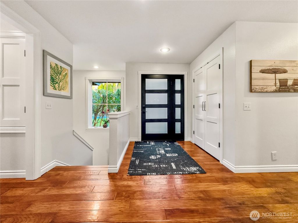 Photo of 4017 239th Place SE, Sammamish, WA 98029 (MLS # 2506709)