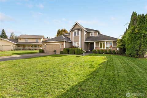 Photo of 1136 N Cascade Court, Lynden, WA 98264 (MLS # 2449040)