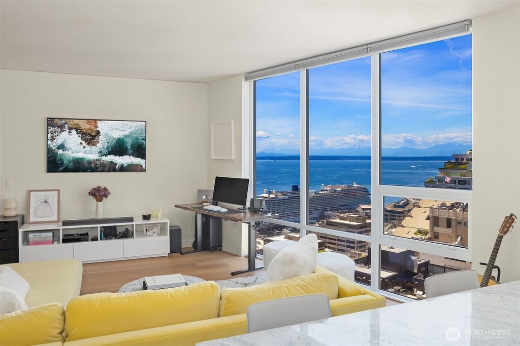 Photo of 121 Stewart Street #2008, Seattle, WA 98101 (MLS # 2530822)