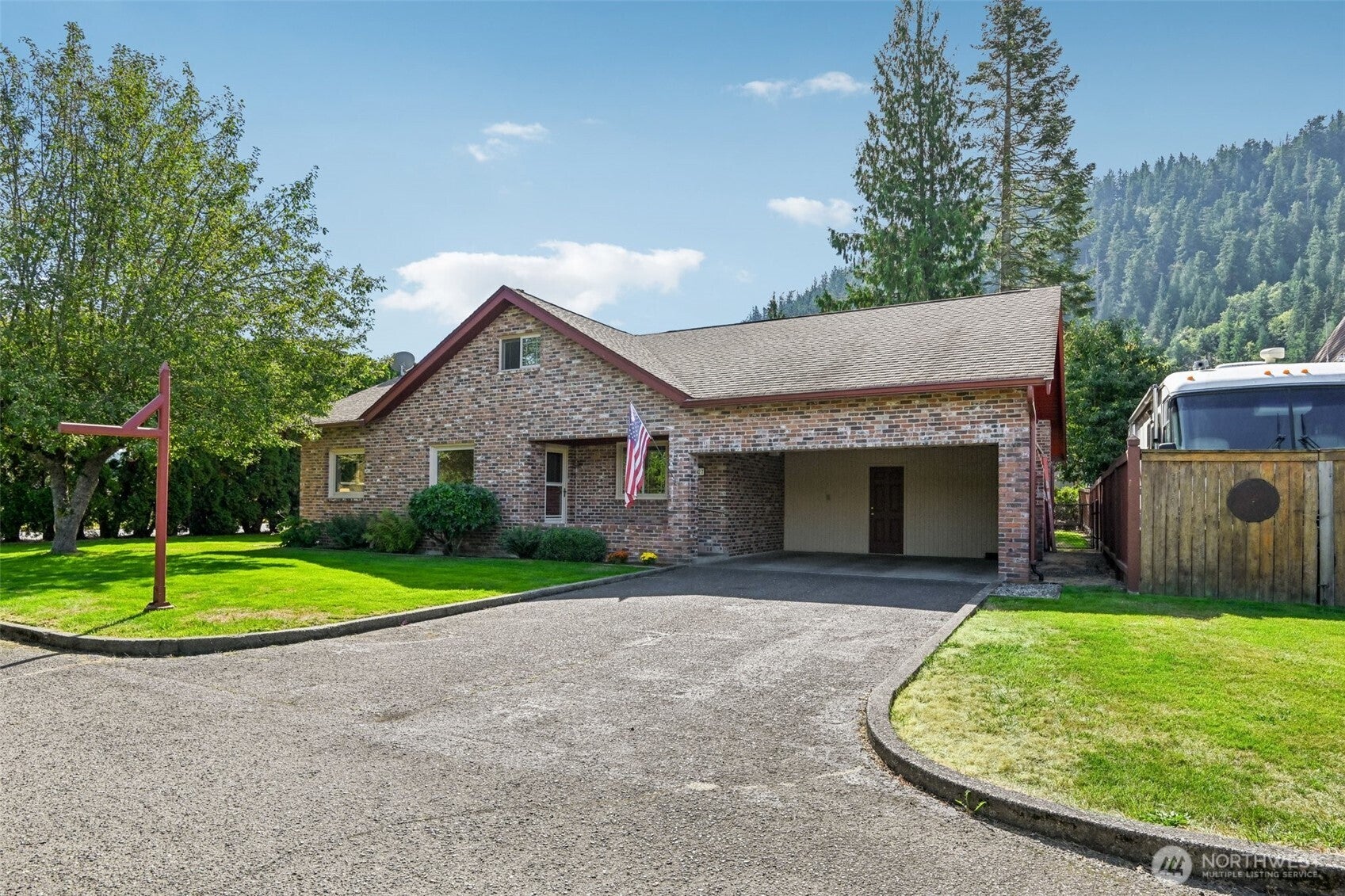 27527 SE 467th Place
