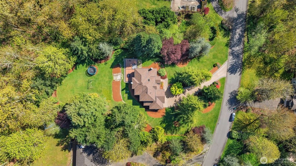 Photo of 4404 251st Way NE, Redmond, WA 98053 (MLS # 2364078)