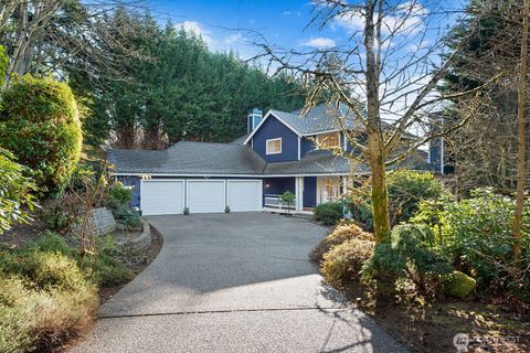 Photo of 6512 150th Place SE, Bellevue, WA 98006 (MLS # 2469078)