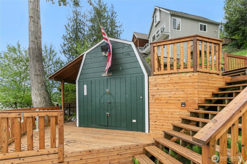 Photo of 18545 W Big Lake Boulevard, Mount Vernon, WA 98274 (MLS # 2502910)