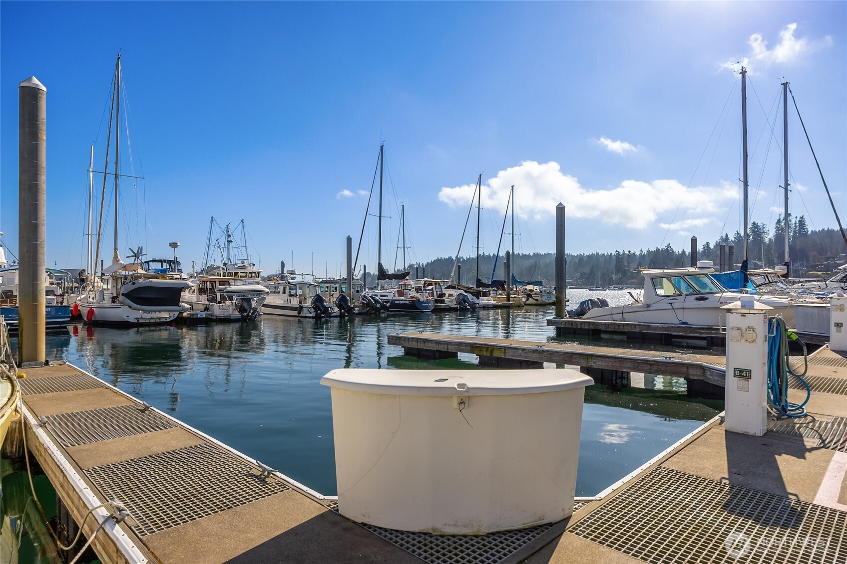 141 Parfitt Way SW B41