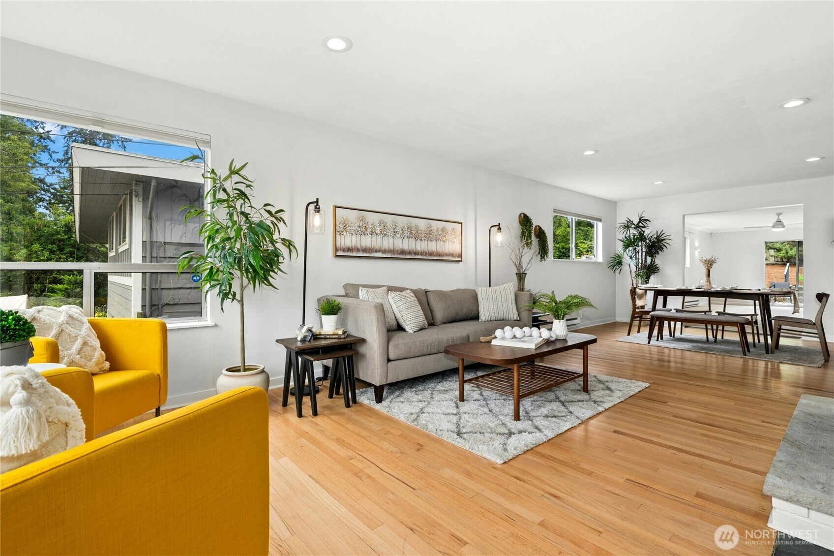 1572 NE 170th Street