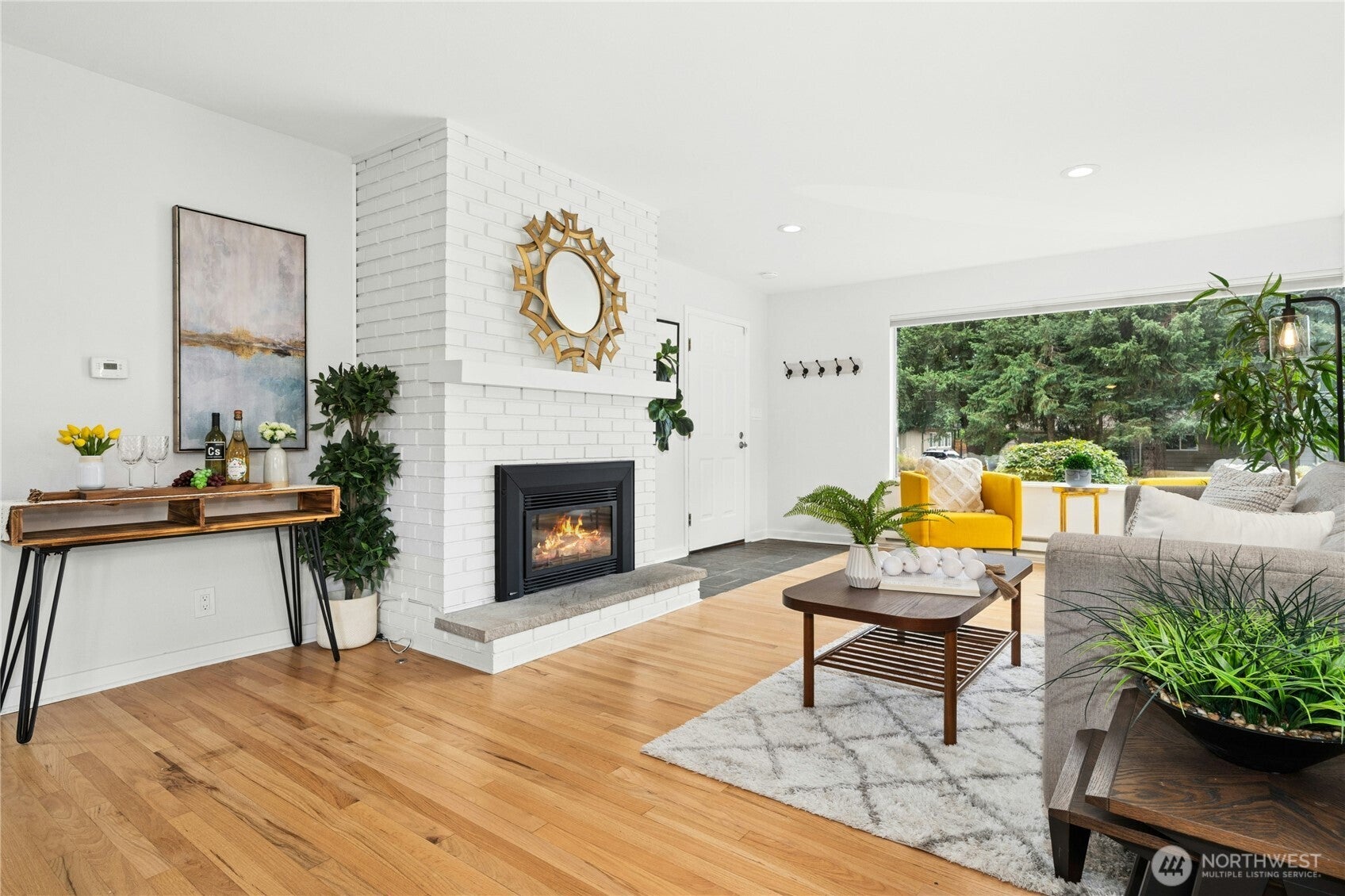 1572 NE 170th Street