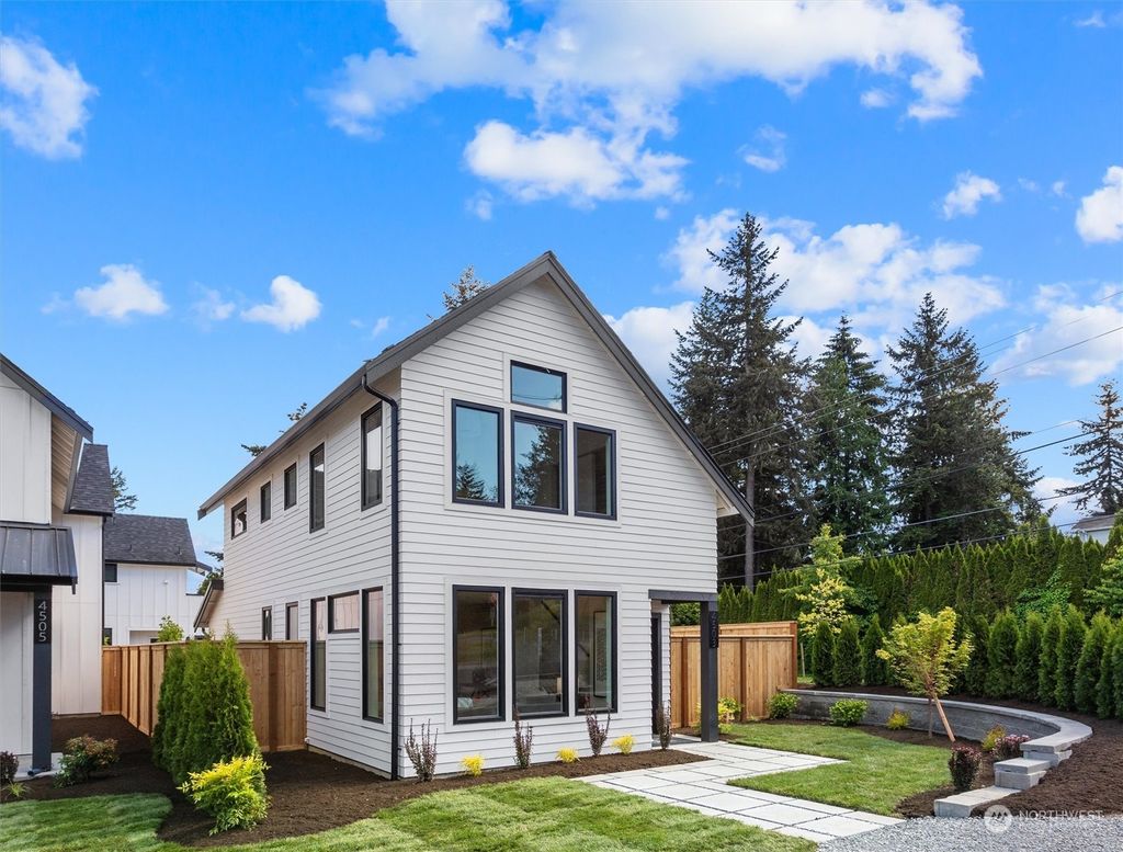 Photo of 4503 NE 110th Street, Seattle, WA 98125 (MLS # 2232877)