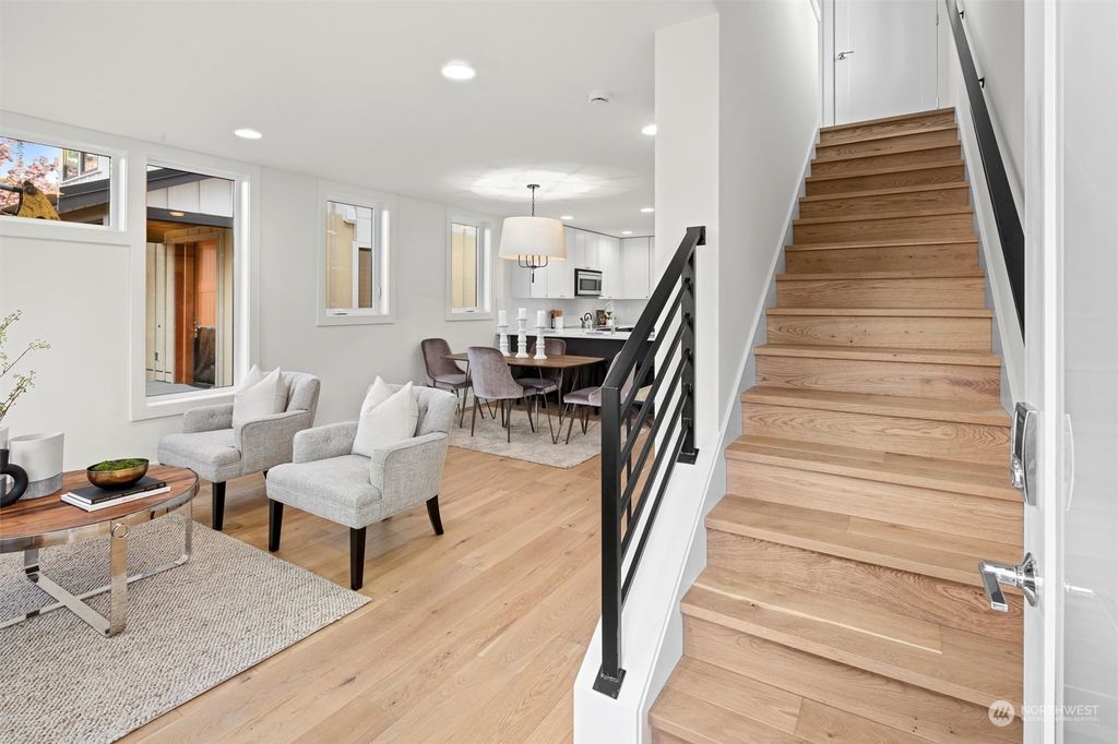 Photo of 4503 NE 110th Street, Seattle, WA 98125 (MLS # 2232877)