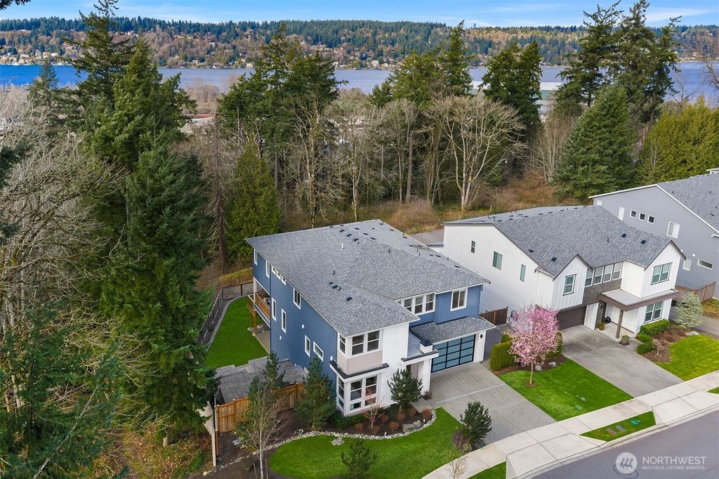 Photo of 7967 112th Lane SE, Newcastle, WA 98056 (MLS # 2490670)