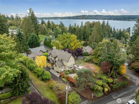 Photo of 6405 NE 129th Place, Kirkland, WA 98034 (MLS # 2446892)