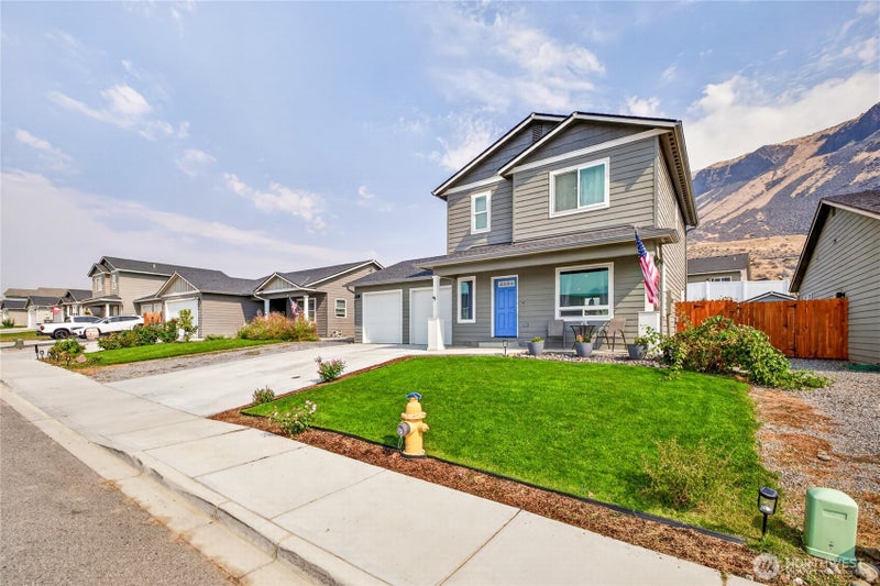 393 Hammond Lane