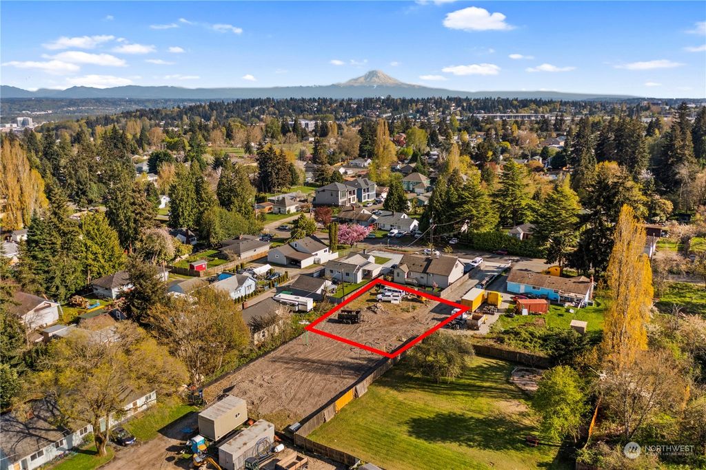 Photo of 2644 S 146th (LOT 2) Street, SeaTac, WA 98168 (MLS # 2223188)