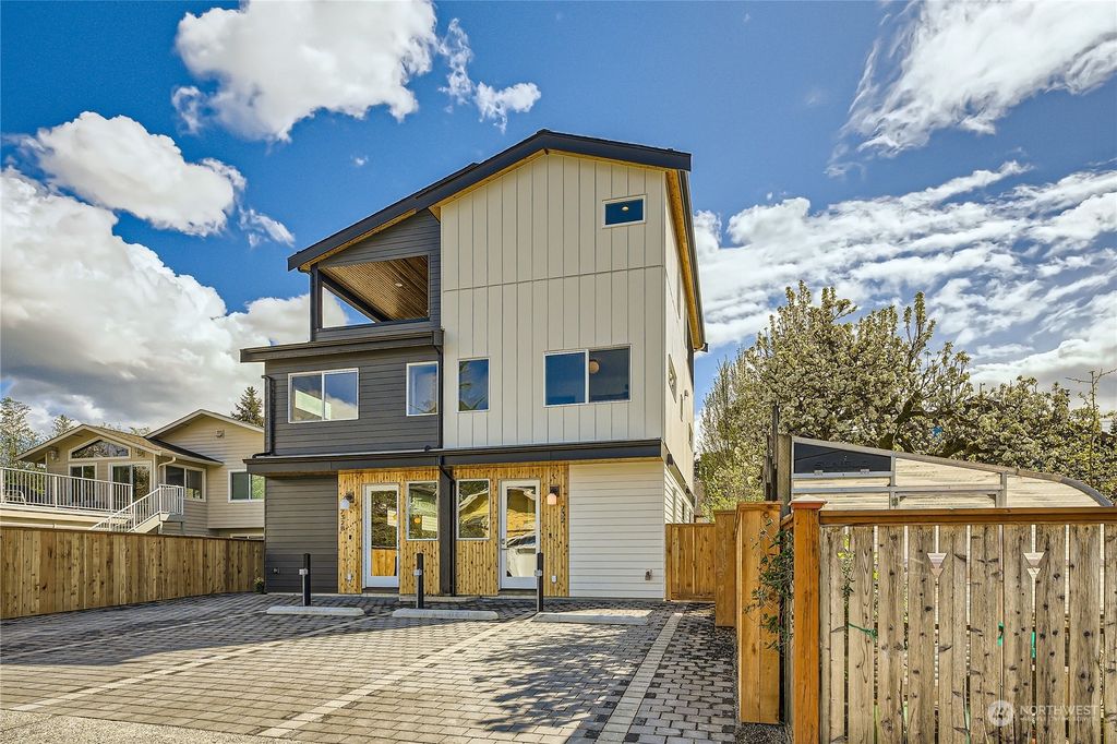 Photo of 732 N 67th Street, Seattle, WA 98103 (MLS # 2225394)