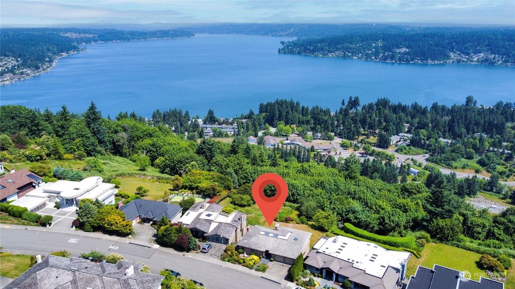 Photo of 4544 177th Avenue SE, Bellevue, WA 98006 (MLS # 2147392)