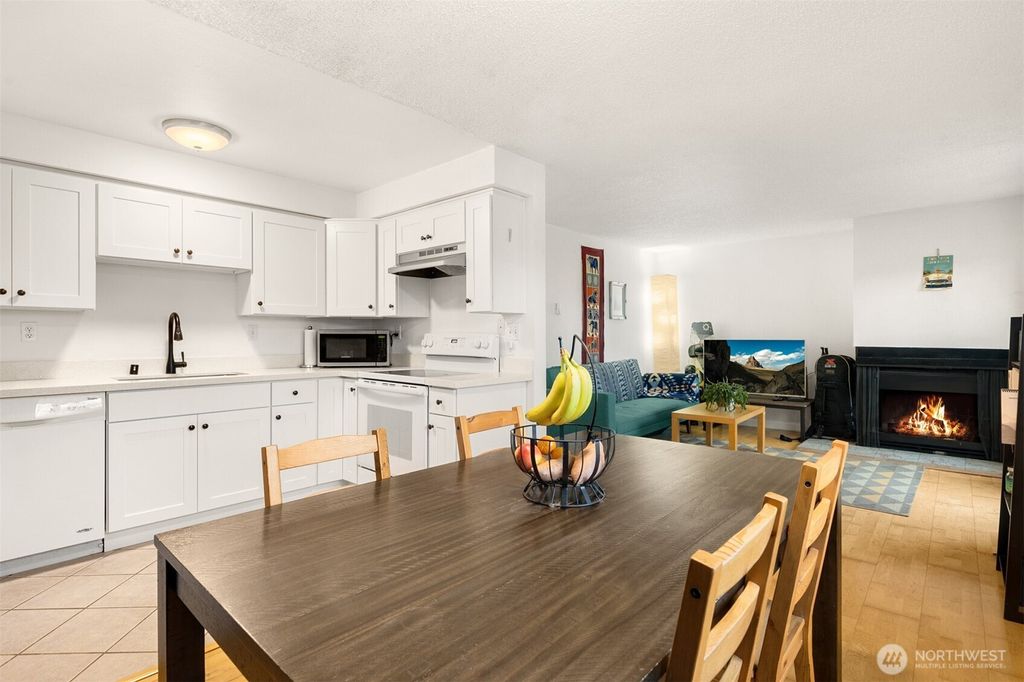 Photo of 220 SW Clark Street #B304, Issaquah, WA 98027 (MLS # 2498190)