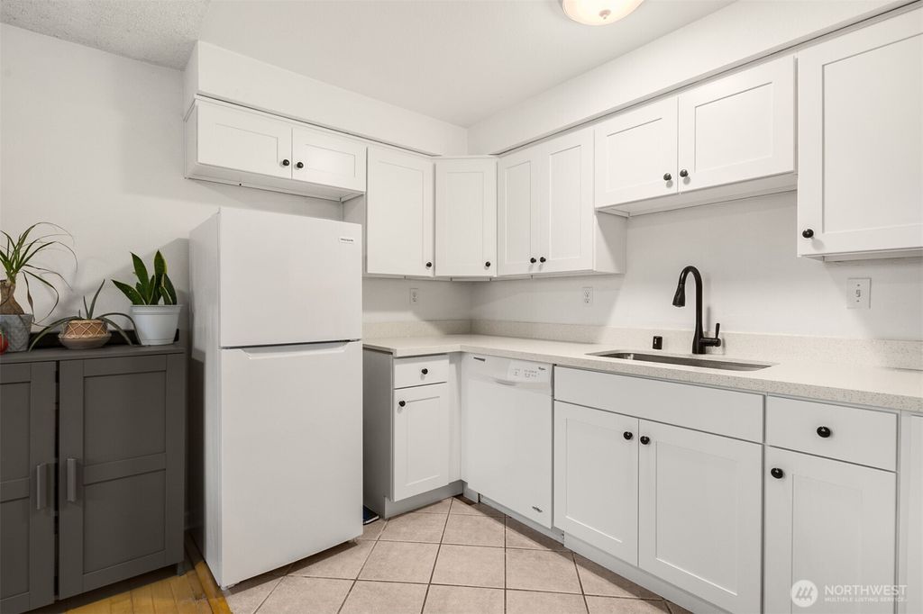 Photo of 220 SW Clark Street #B304, Issaquah, WA 98027 (MLS # 2498190)