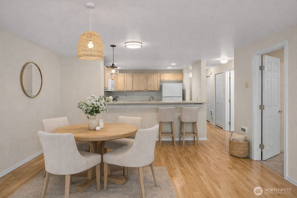 Photo of 2001 120th Place SE #4-304, Everett, WA 98208 (MLS # 2481296)