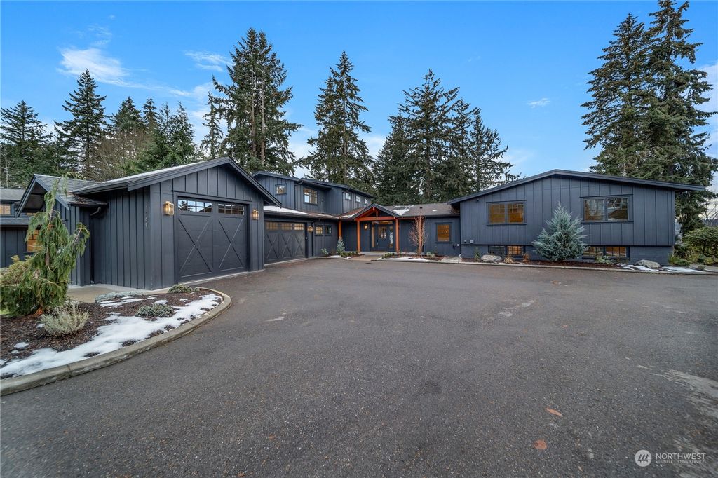 Photo of 17509 86th Avenue NE, Bothell, WA 98011 (MLS # 2021917)