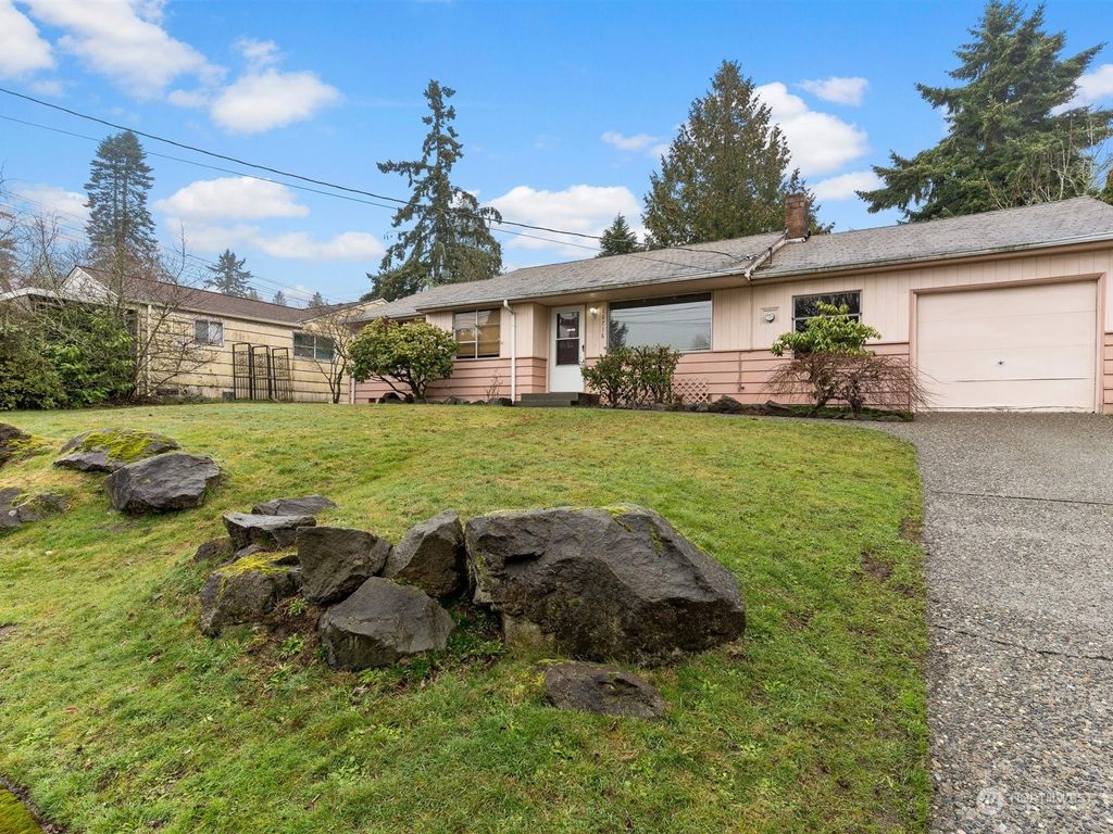 Photo of 10716 4th Avenue NW, Seattle, WA 98177 (MLS # 2033018)