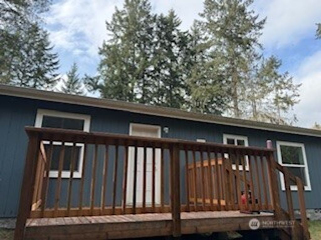 Photo of 150 E Willopa Road, Shelton, WA 98584 (MLS # 2492843)